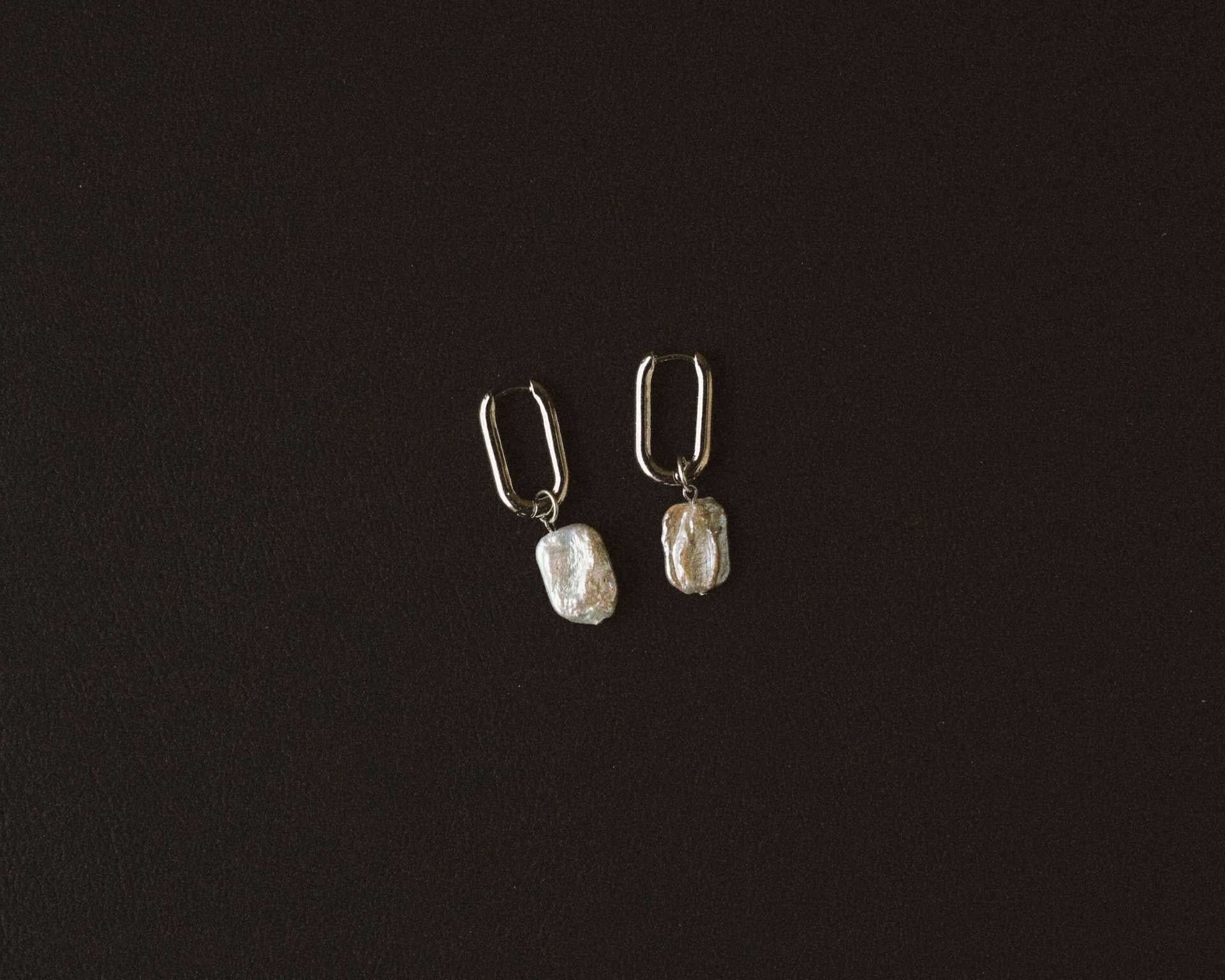 Earrings “Oyster Light”