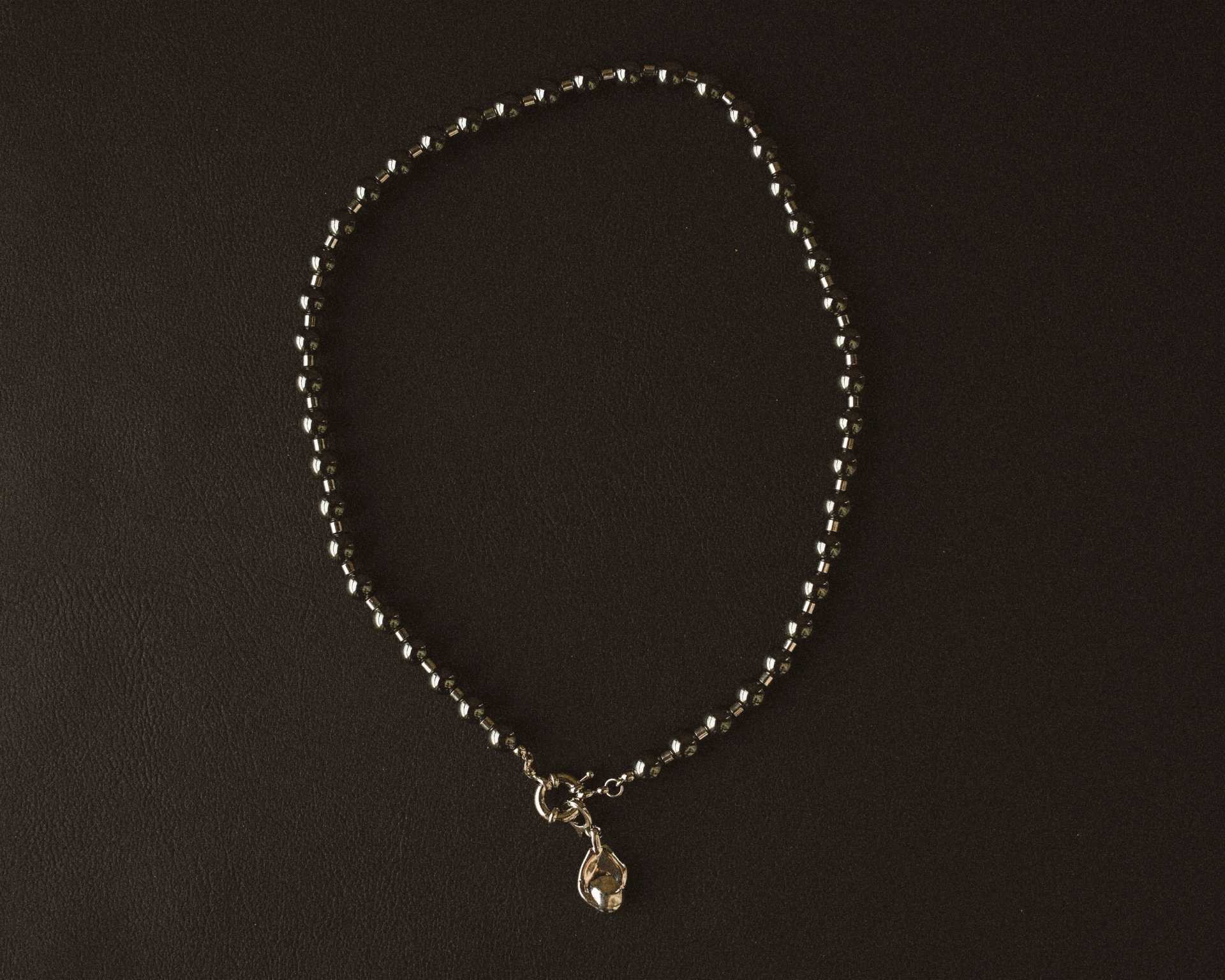 Necklace “Gravity”